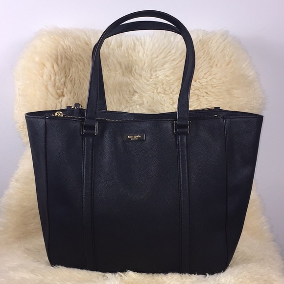 kate spade Handbags - Kate Spade ♠️ black tote with dust bag